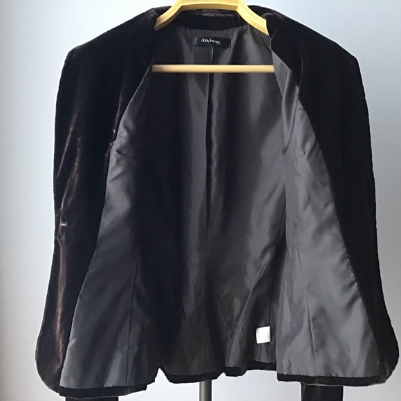 Daisy Fuentes dark brown velvet blazer size 4 - Picture 4 of 7